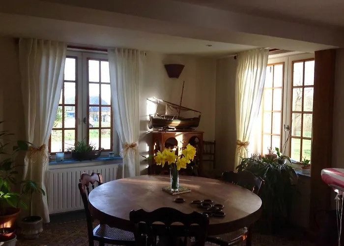 L'orchard לינה וארוחת בוקר