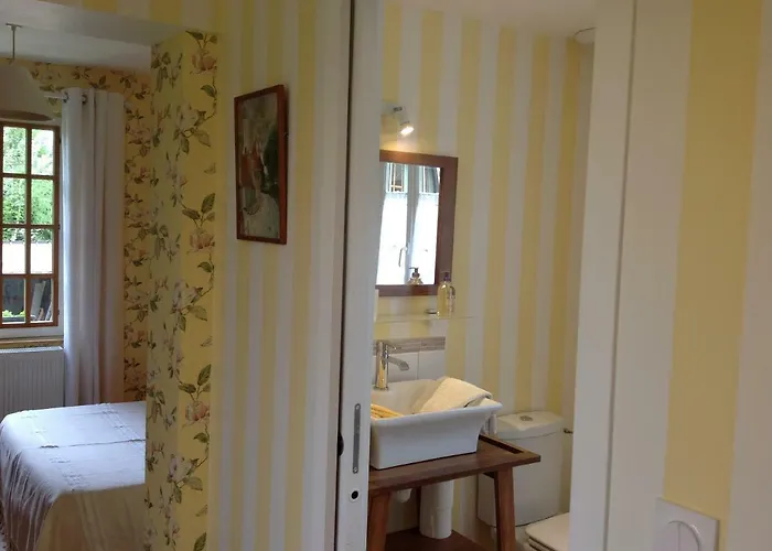 L'orchard לינה וארוחת בוקר